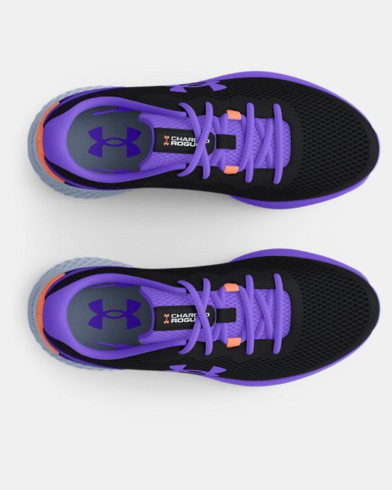 Girls' Grade School UA Charged Rogue 3 Running Shoes, Black, pdpMainDesktop image number 2